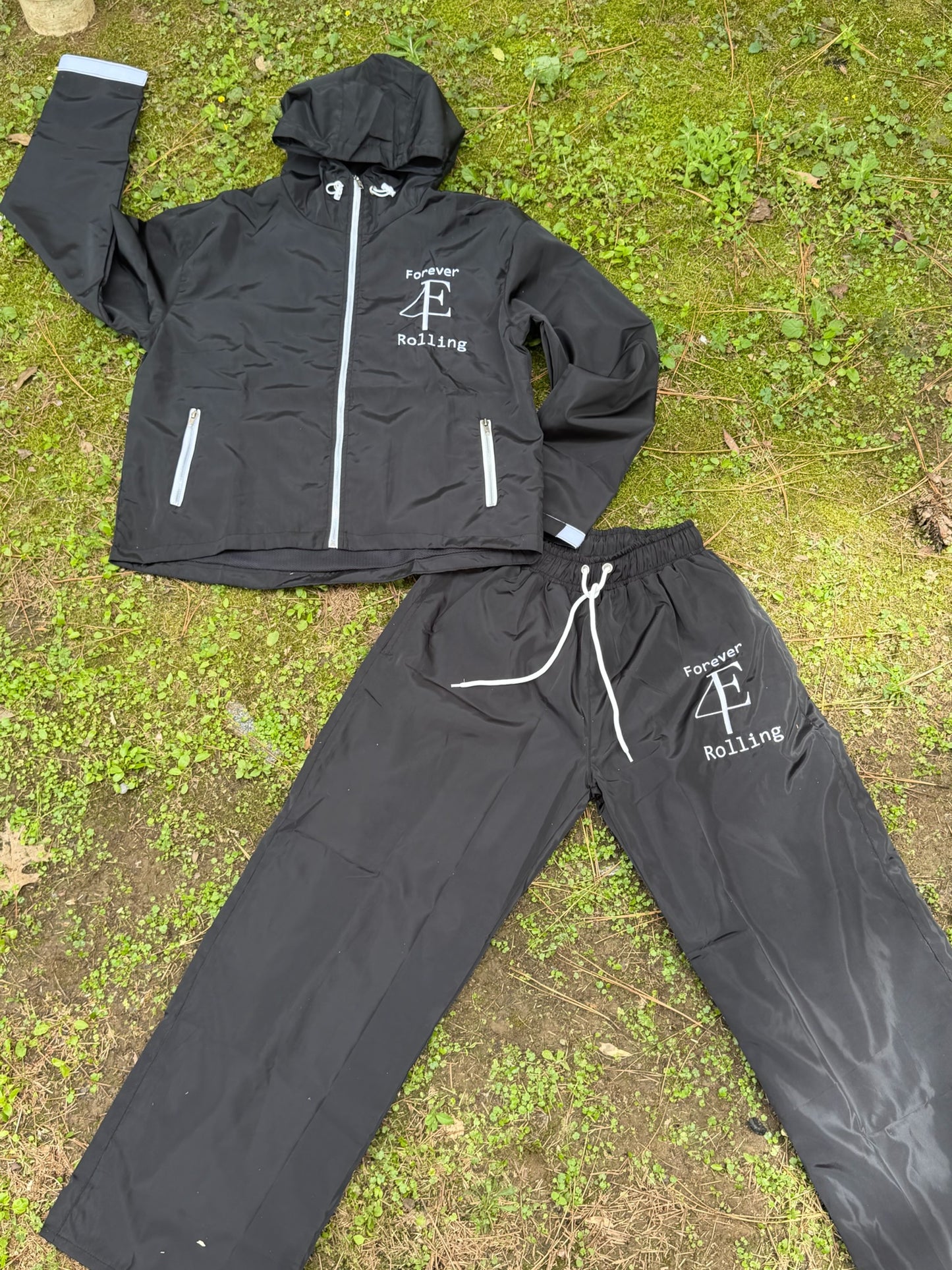 4E Windbreaker Set